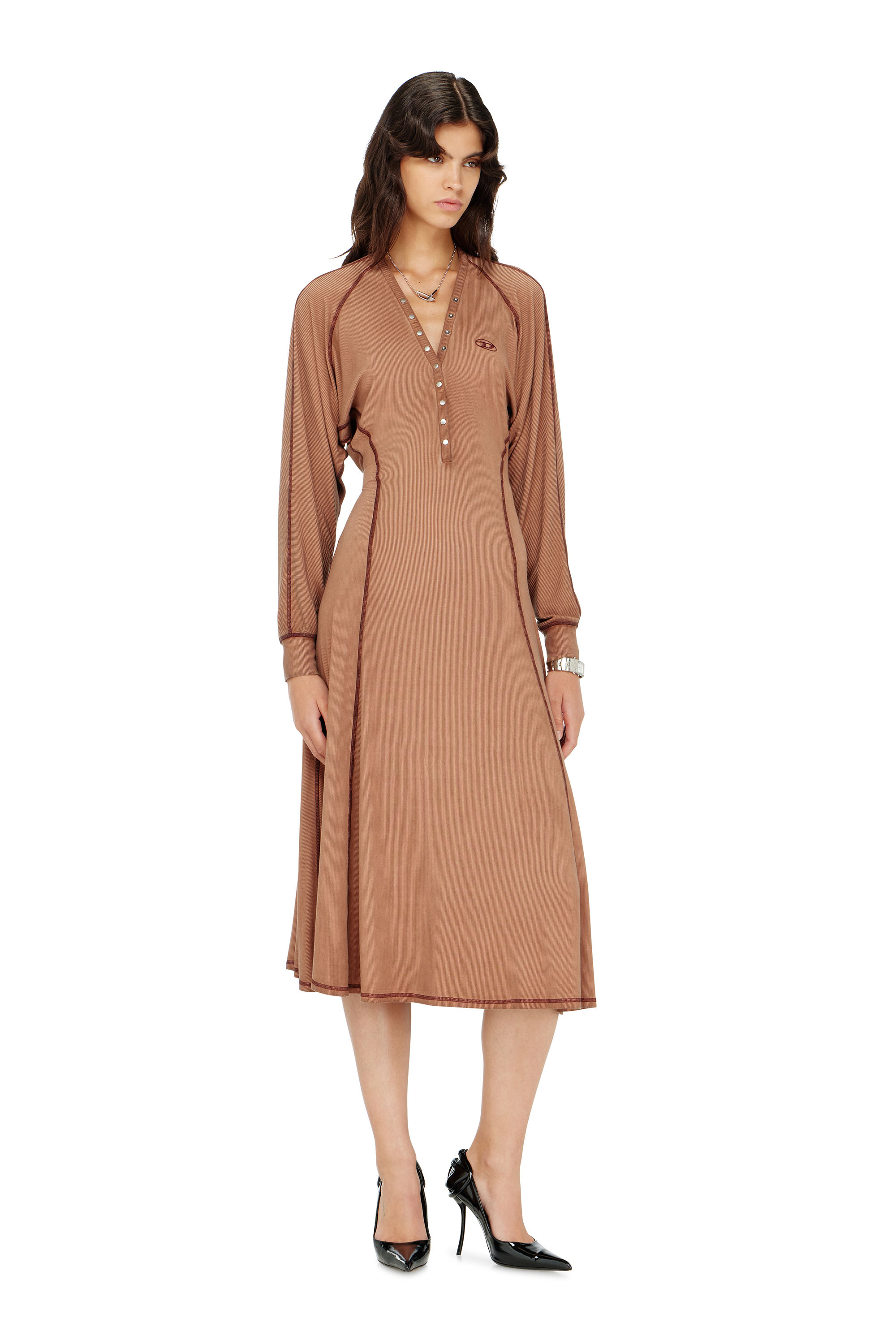Diesel - D-ISERINA, Woman's Midi dress in ribbed jersey with batwing sleeves in Light Brown - 2