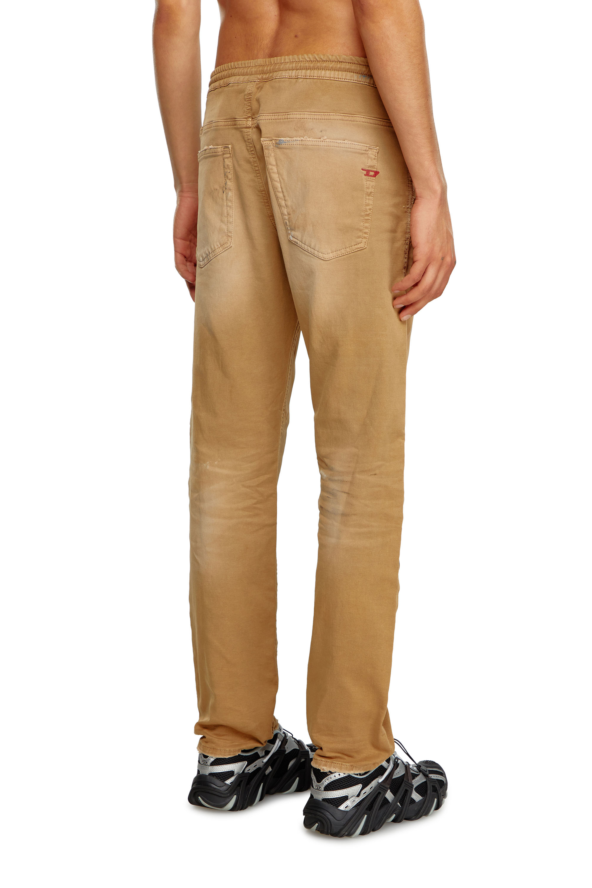 DIESEL KROOLY-NE W28 JoggJeansブラウン 0670M DIESEL KROOLEY