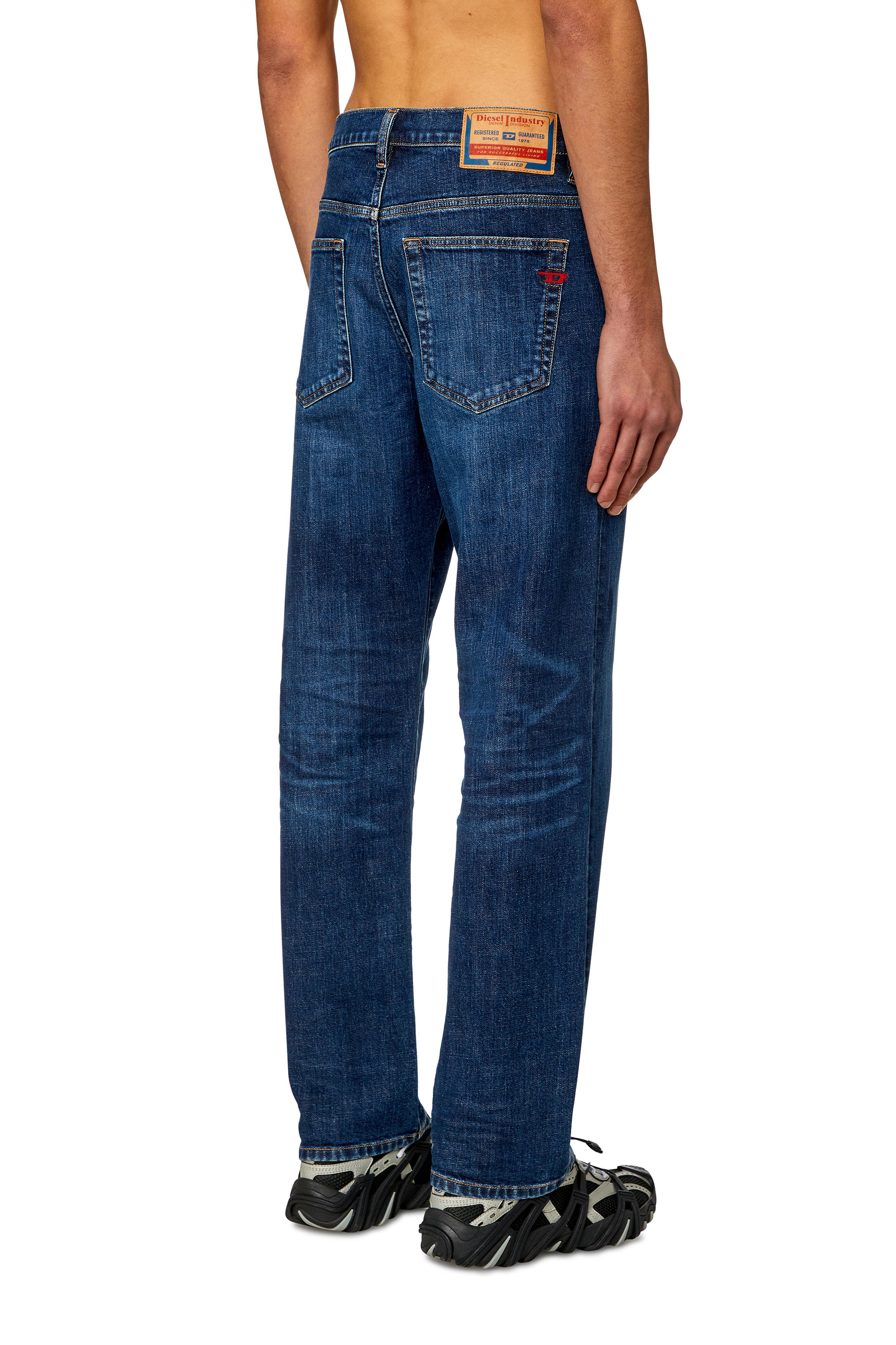 Diesel - Man's Regular Jeans 2020 D-Viker 0PFAZ, Dark Blue - 4