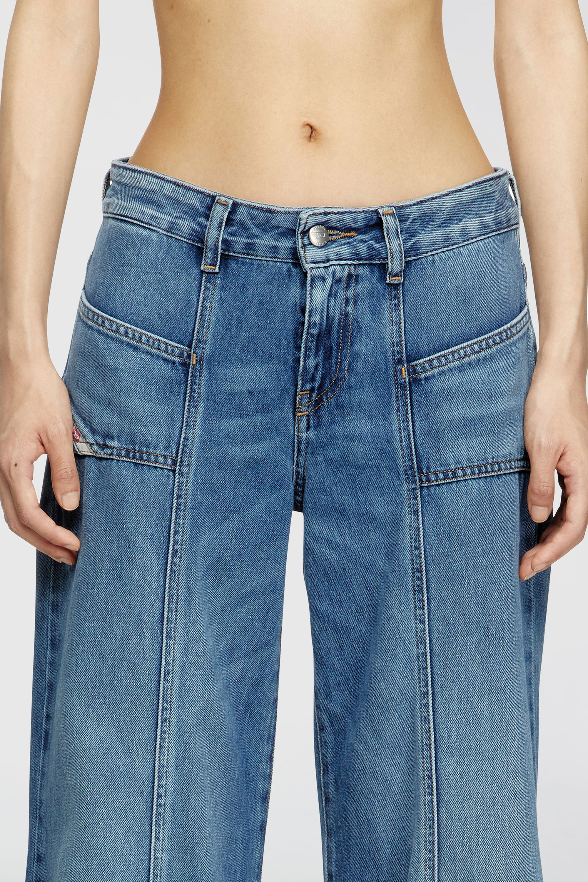 Women's Flare Jeans | Low Waist D-Akii | Medium blue | Diesel TR