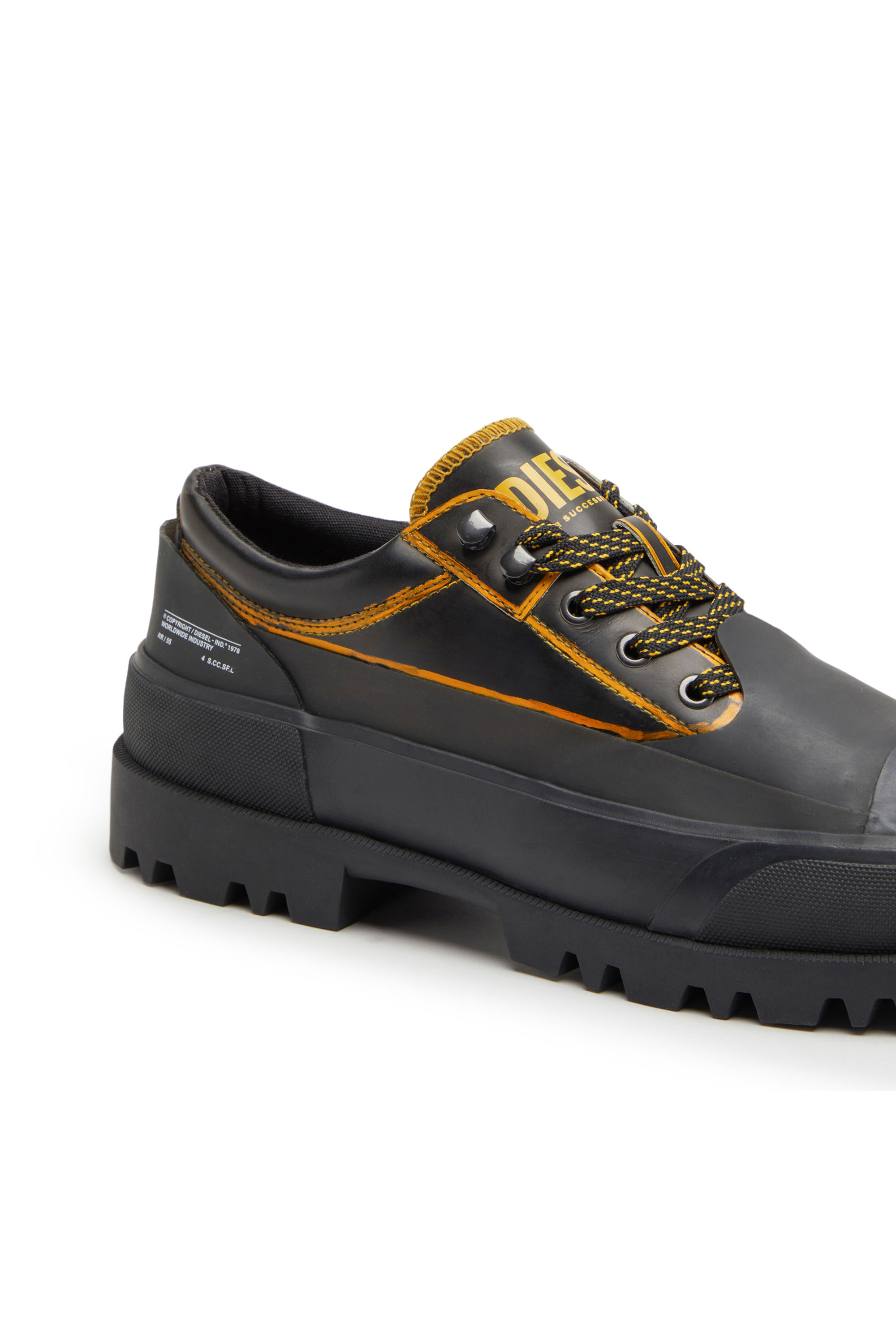 Men's Shoes: Boots, Sneakers, Slippers | Diesel®
